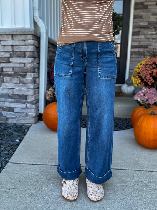 LILY SUPER-HIGH RISE WIDE LEG JEAN