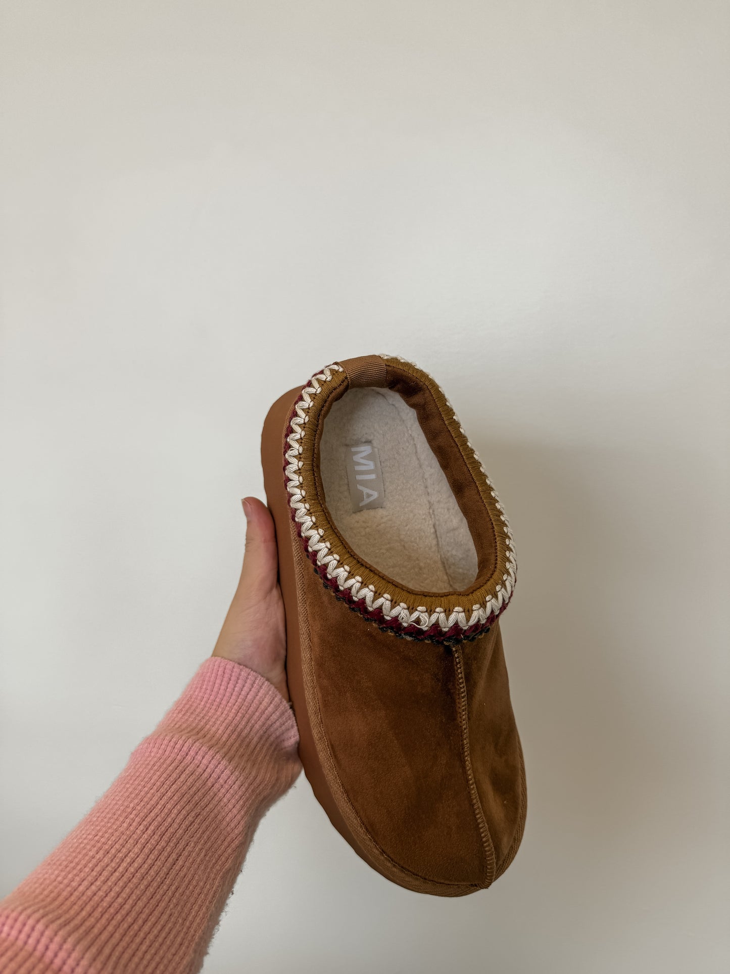 Chestnut Cloud Slipper