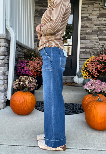 LILY SUPER-HIGH RISE WIDE LEG JEAN