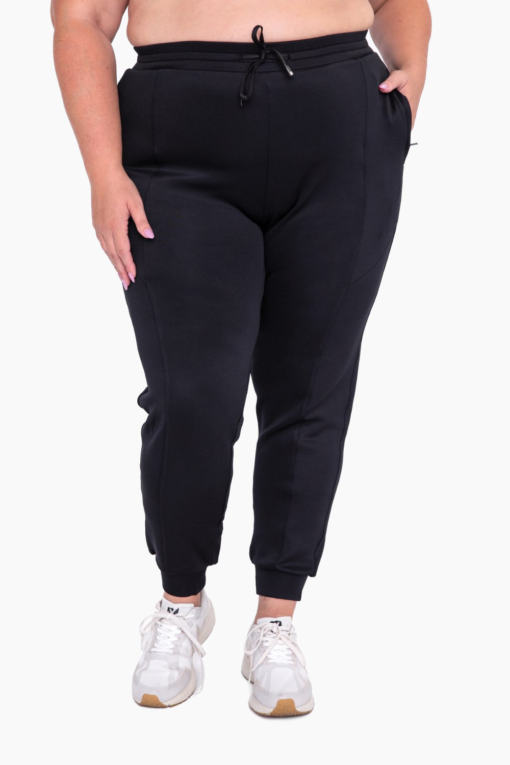 JUMP TO IT CURVY JOGGER