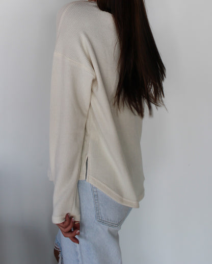 SEARCHING FOR NEW WAYS- HALF BUTTON V NECK LONG SLEEVE