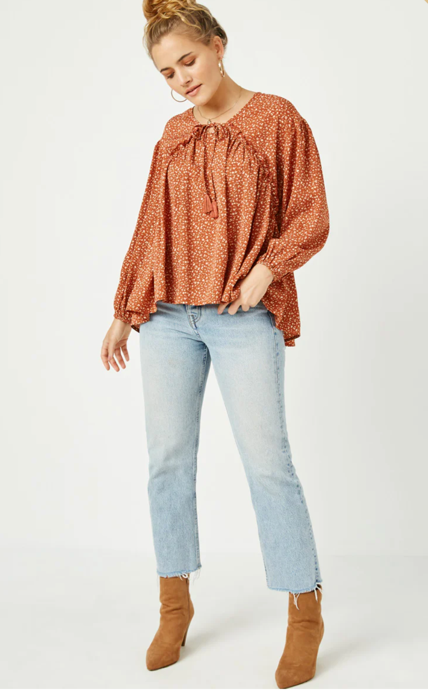 BOLD TYPE RUFFLED LONG SLEEVE TOP, RUST